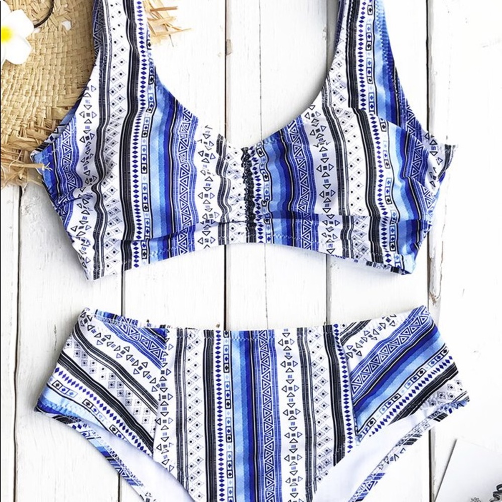 NWT TWO PIECE BIKINI SWIMSUIT